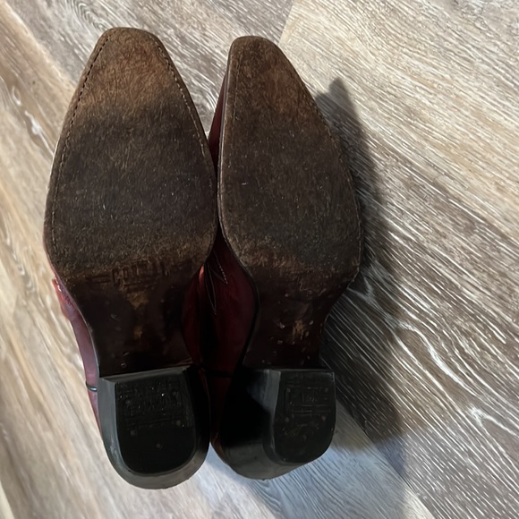 Cowboy boots - Picture 3 of 3